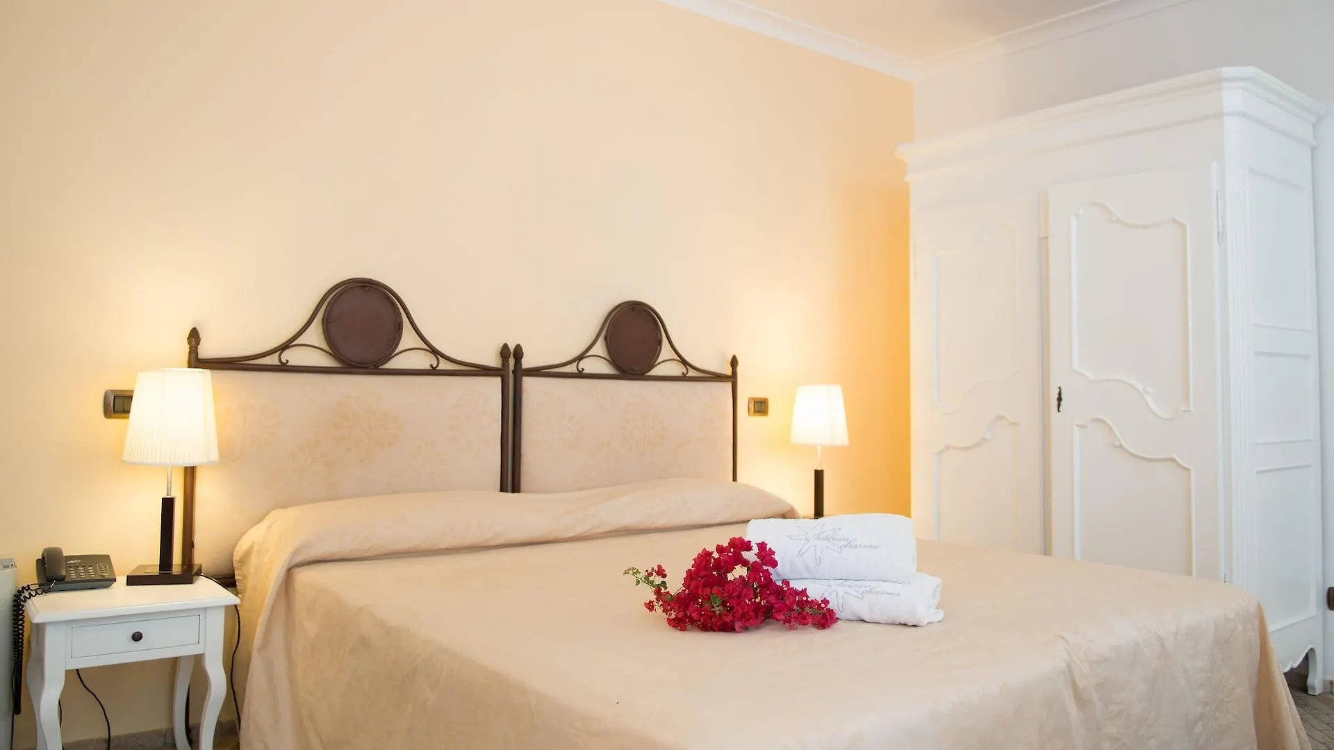 Hotel Villa Enrica - Aeolian Charme Lipari  4*, Lipari (Isola Lipari) Italy