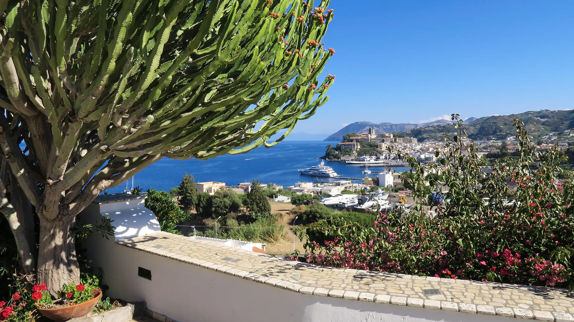 Hotel Villa Enrica - Aeolian Charme Lipari   Lipari (Isola Lipari)
