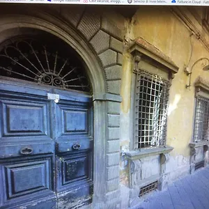 https://new-luxury-loft-lucca-center.it-tuscanyhotel.com
